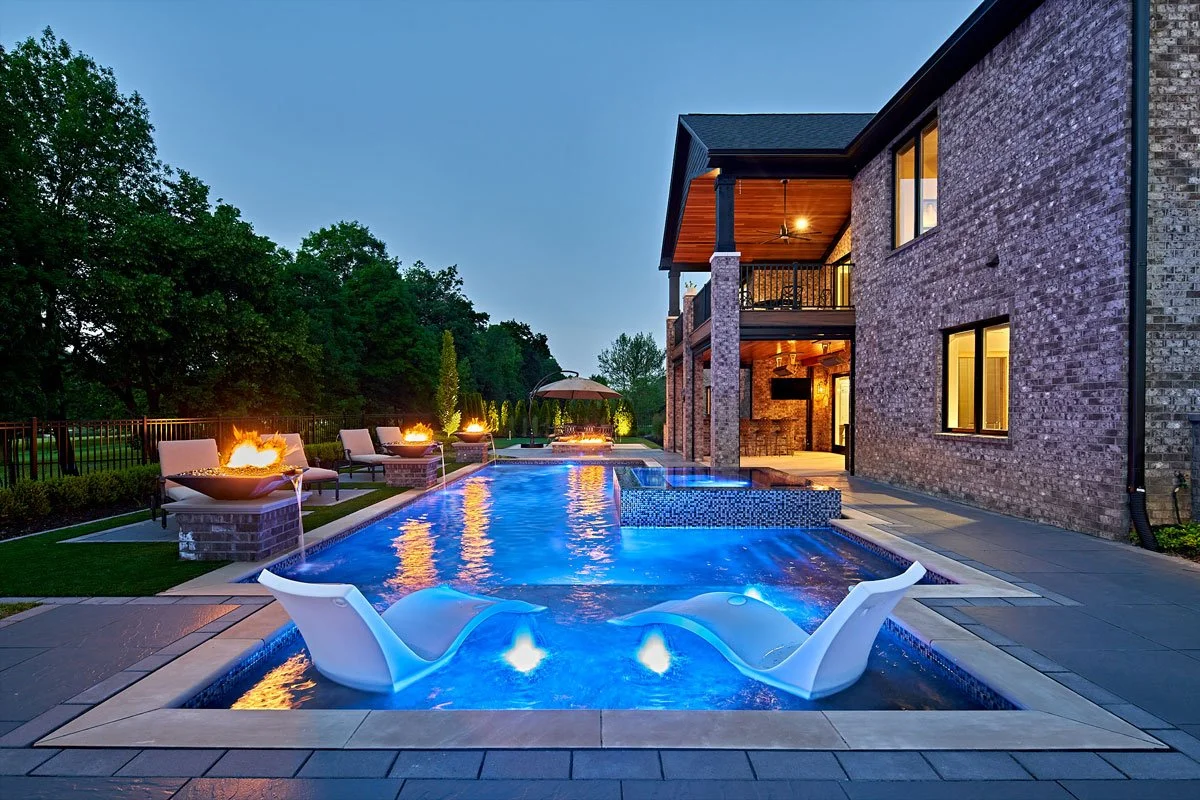 Customized Swimming Pools Manufacturers