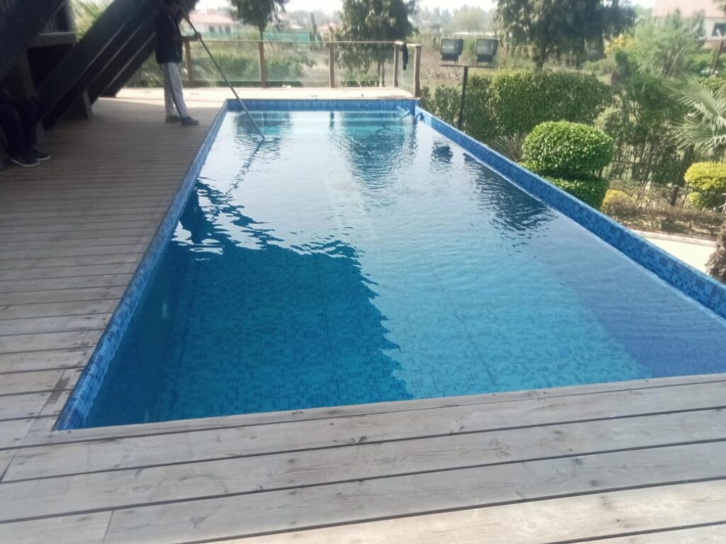 Swimming Pool Manufacturers